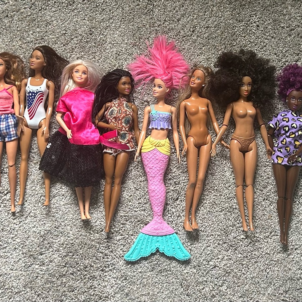 Lot of Barbie’s